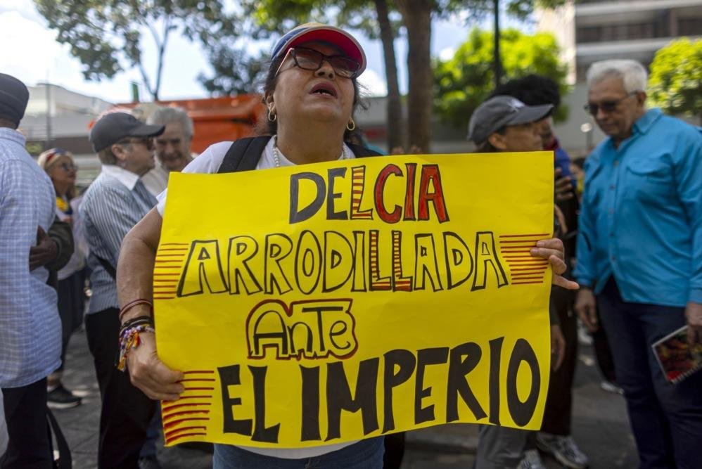 Analysis-Venezuela President Returns From US Visit With No Deals, No Firm Election Date